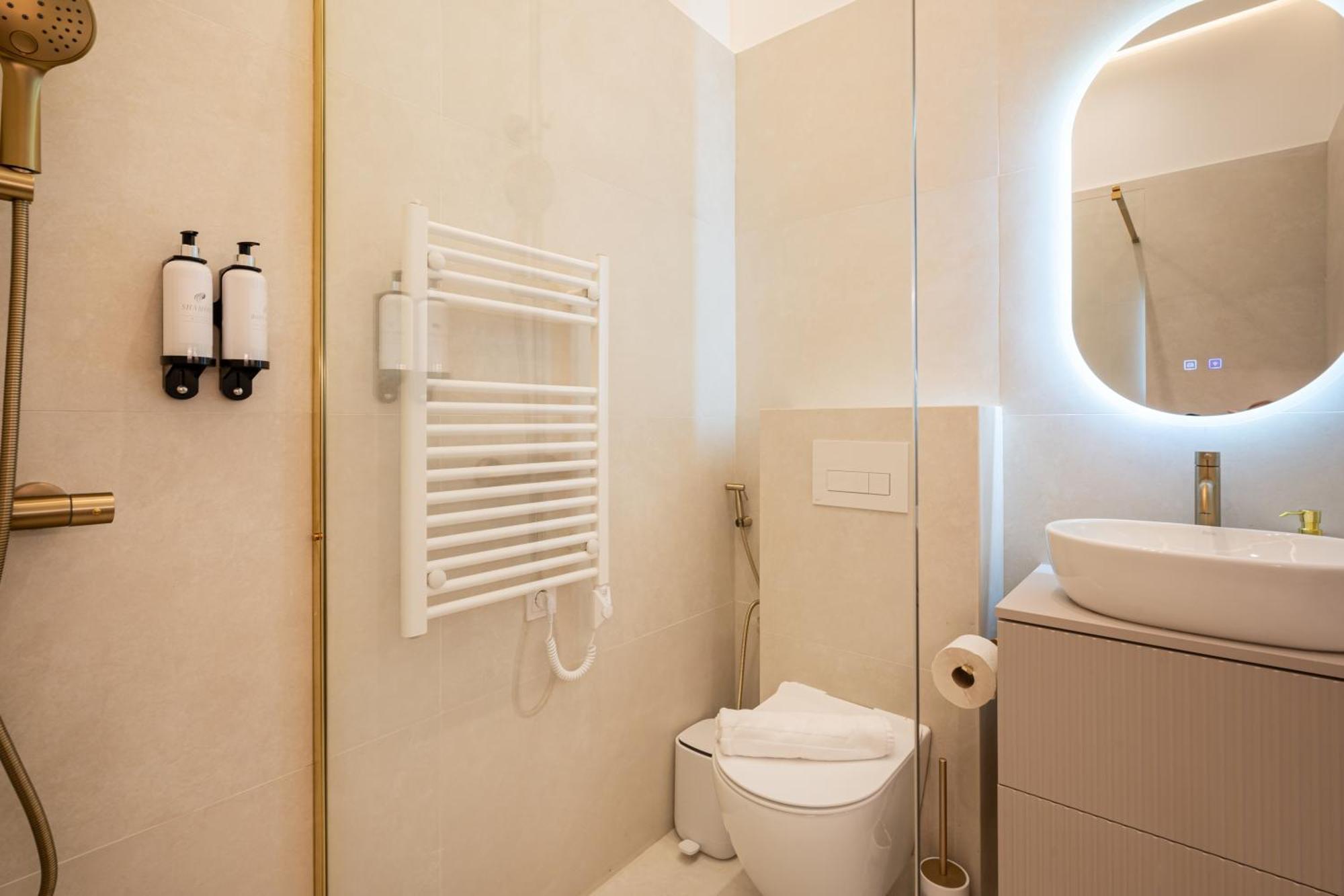 K51 - Kiraly Boutique Residence - Best Location By Bqa Budapest Exteriör bild