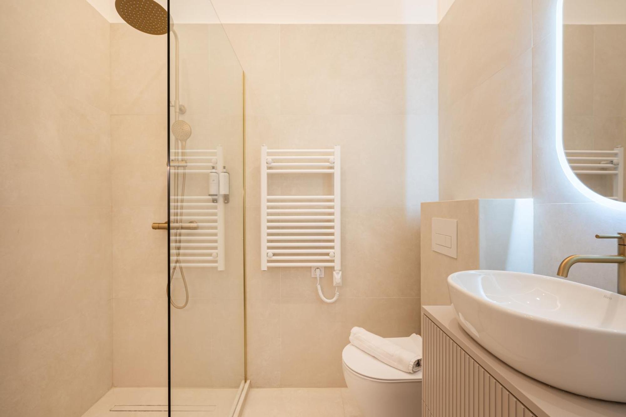 K51 - Kiraly Boutique Residence - Best Location By Bqa Budapest Exteriör bild