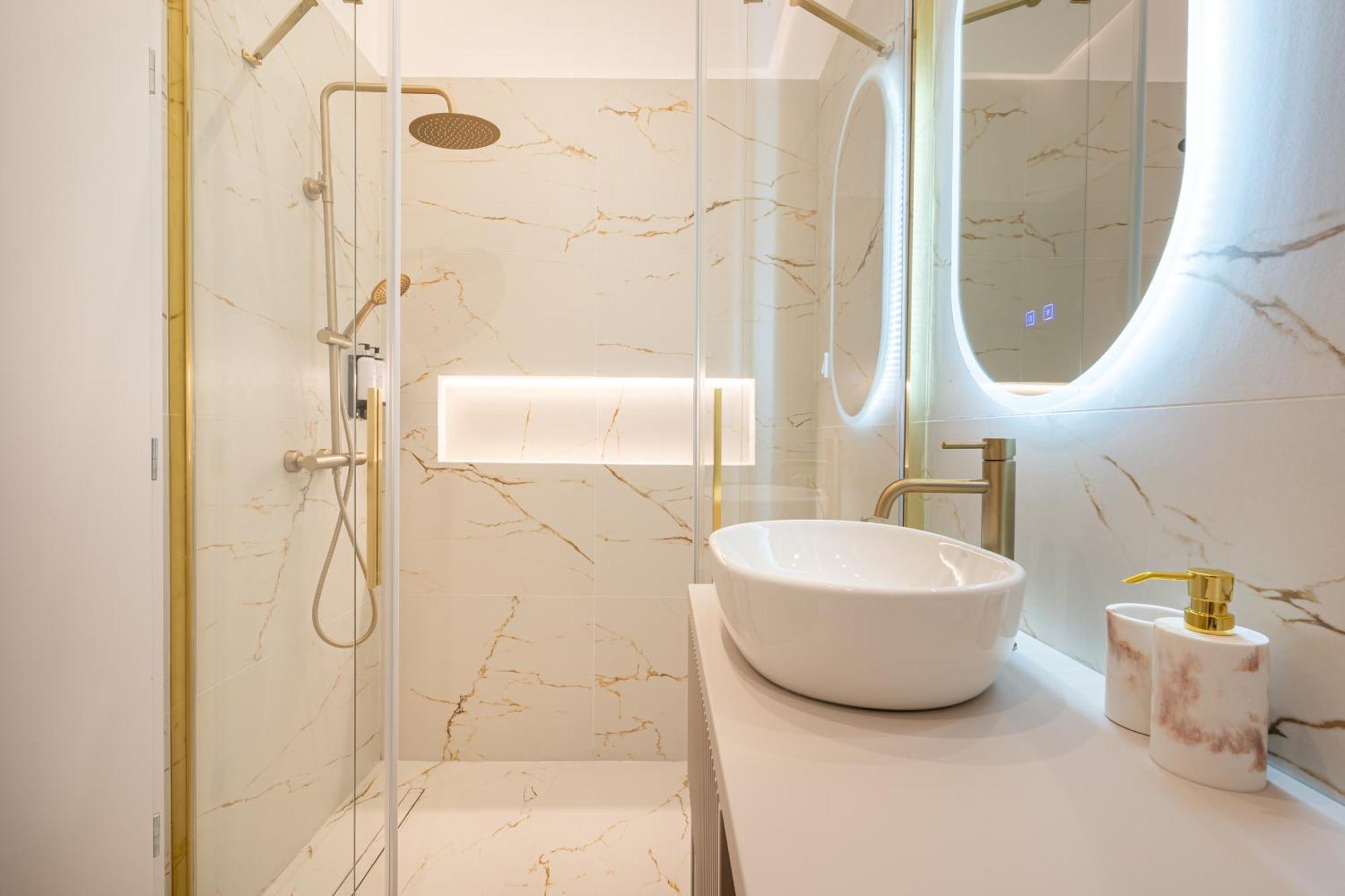 K51 - Kiraly Boutique Residence - Best Location By Bqa Budapest Exteriör bild