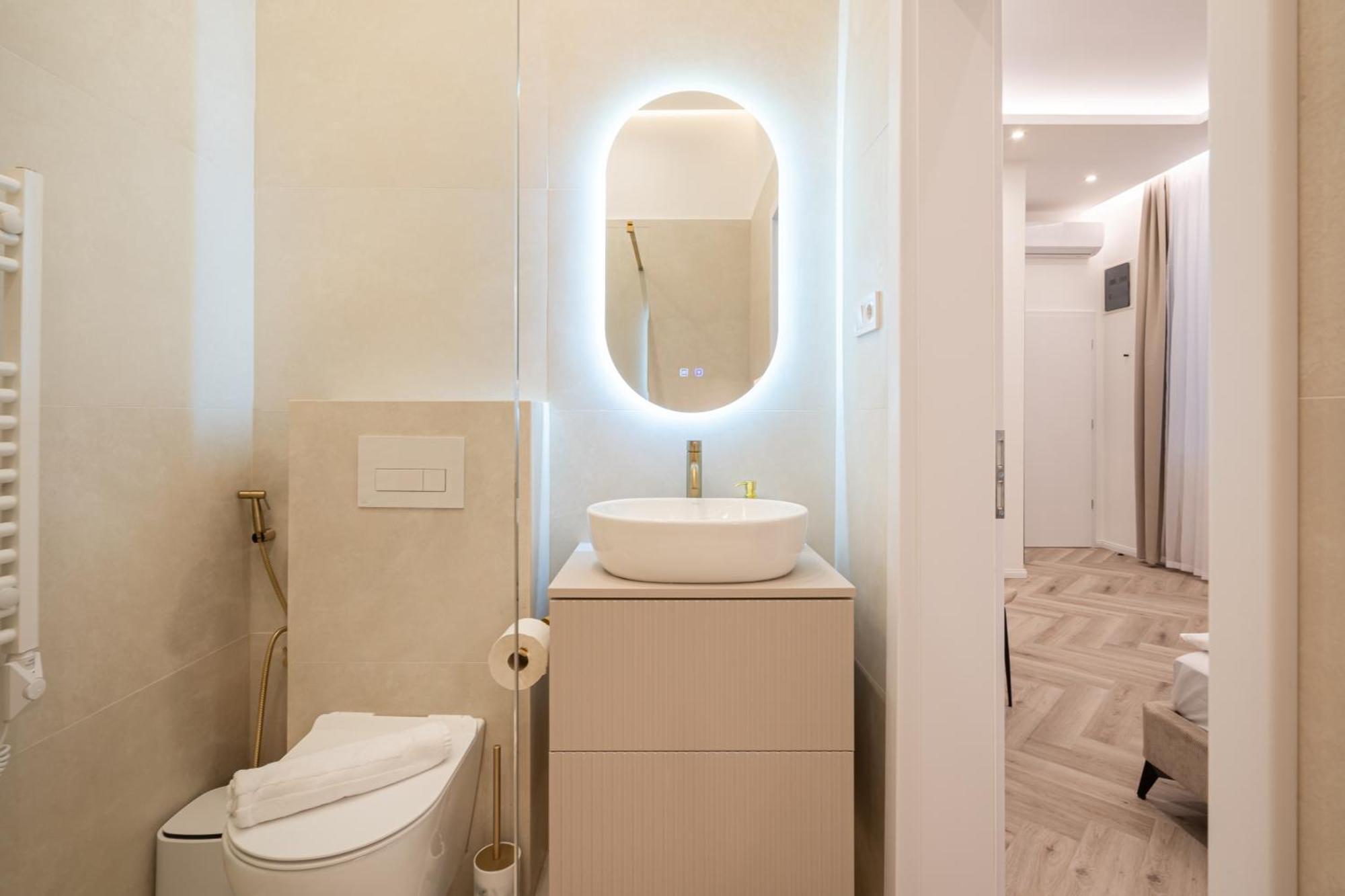 K51 - Kiraly Boutique Residence - Best Location By Bqa Budapest Exteriör bild